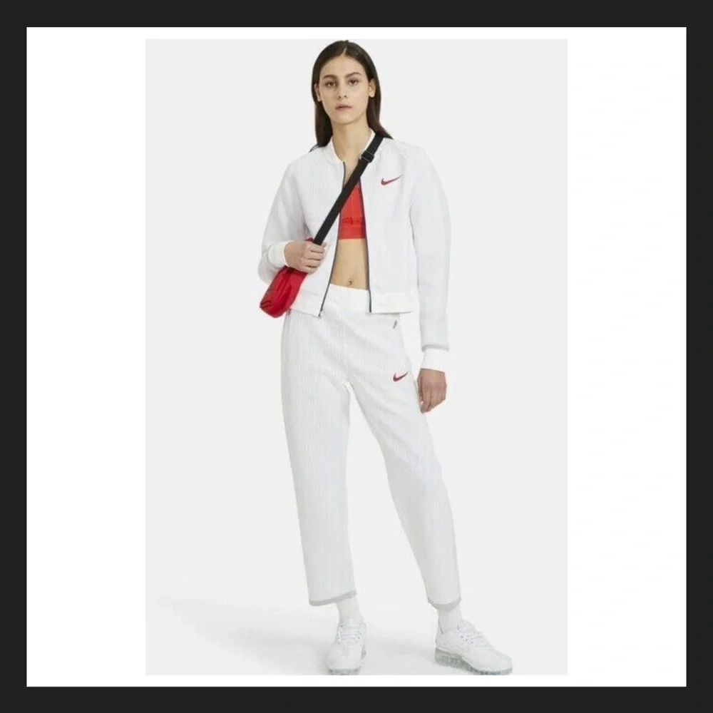 Nike Sportswear Women's 7/8 Cropped Pants